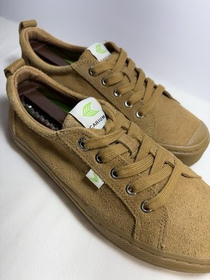 Cariuma Sneakers Men Size 7.5 Women Size 9 Brown Premium Texture Camel Suede