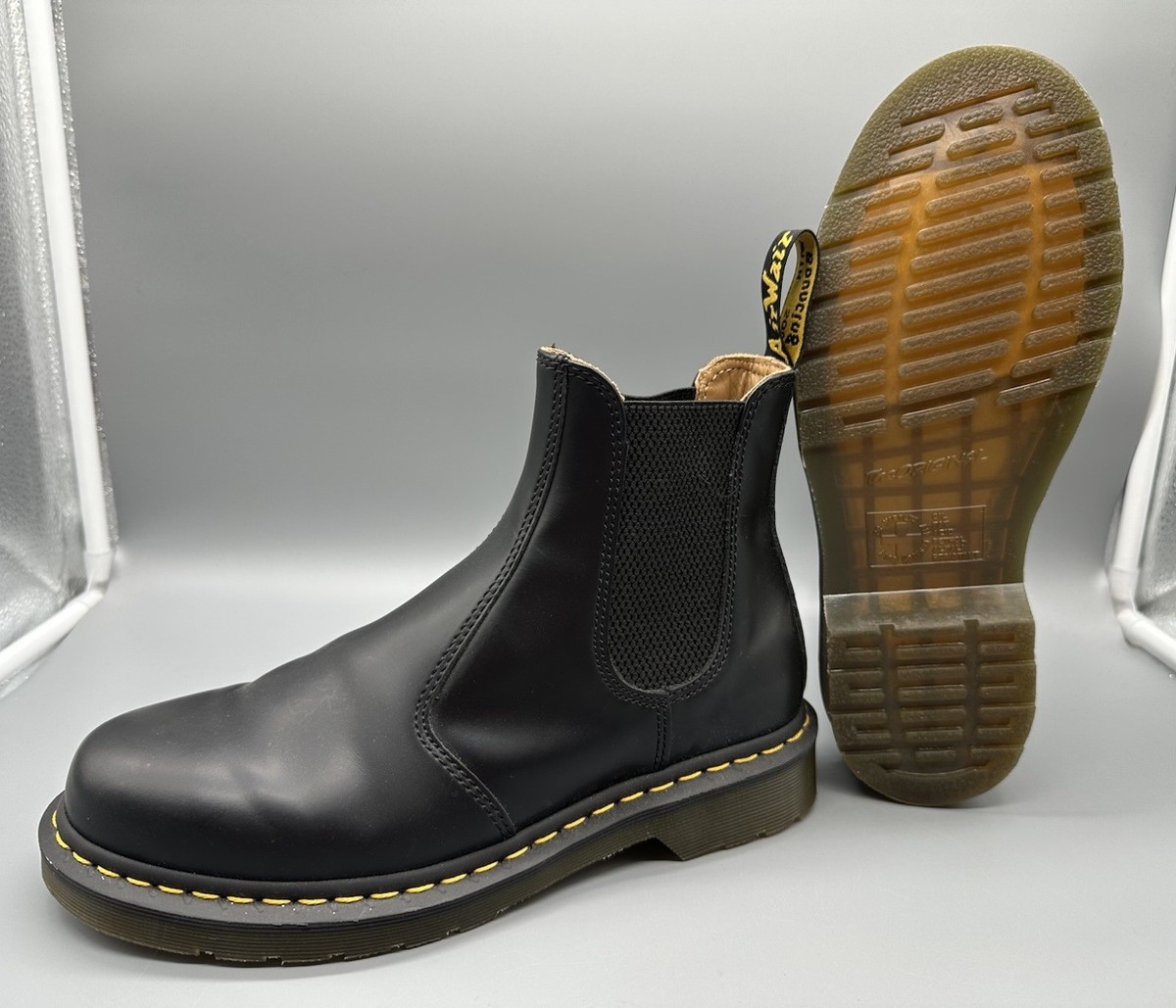 Dr Martens★2976 YELLOW STITCH★チェルシーブーツ★兼用 M 8 / W 9 – Dr. Martens 2976 Yellow Stitch Smooth Leather
