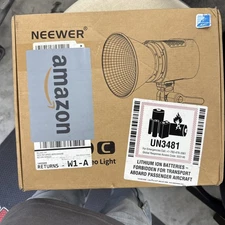 NEEWER MS60C RGBWW 65W Handheld Led Video COB Light 2700K-6500K APP Control Lamp