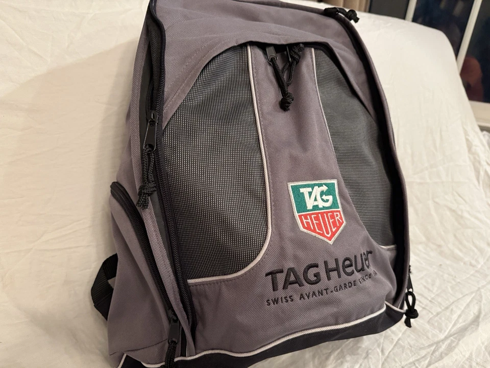 💙Mochila Marca Tag Heuer F1 Formula Indy Car 18x14 Gris Nueva sin Etiquetas Foto 2 de 4