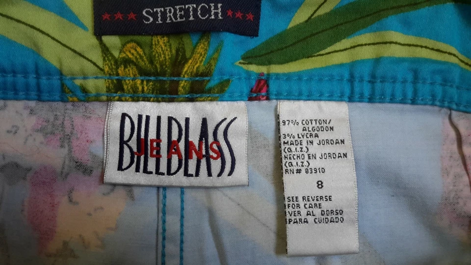 Calça capri elástica Billblass feminina tamanho 8 azul papagaio tropical abacaxi excelente estado usado - Imagem 4 de 4