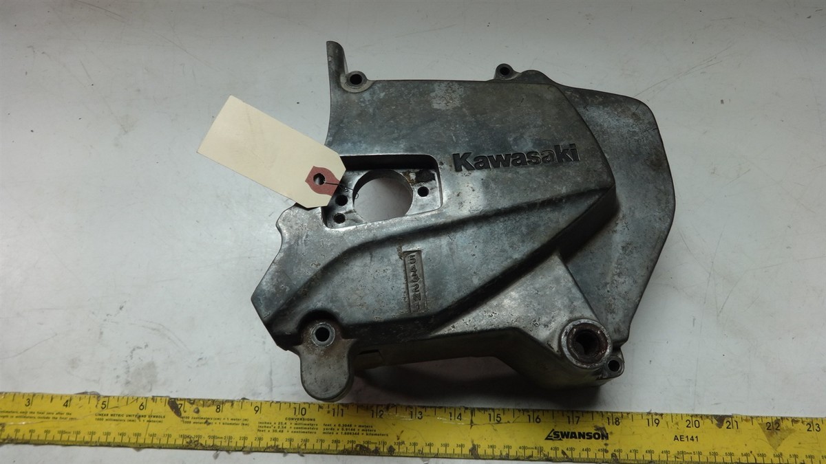 KAWASAKI KZ1000 KZ900 Z1 1000 KM171B. ENGINE OUTER SPROCKET COVER