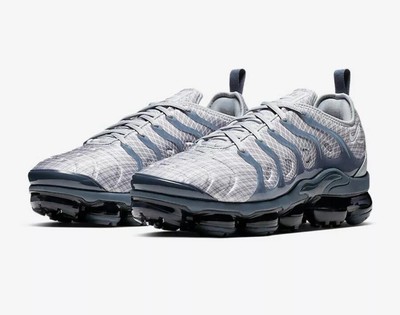 vapormax wolf