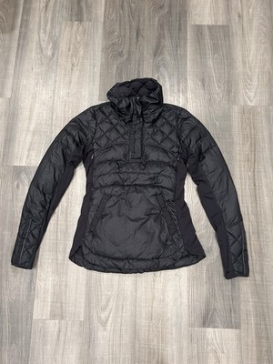 Lululemon What the Fluff Woman s 6 Black Jacket Quilted Down Puffer Pullover