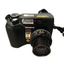Olympus Camedia C-4040ZOOM Digital Camera Tested Working