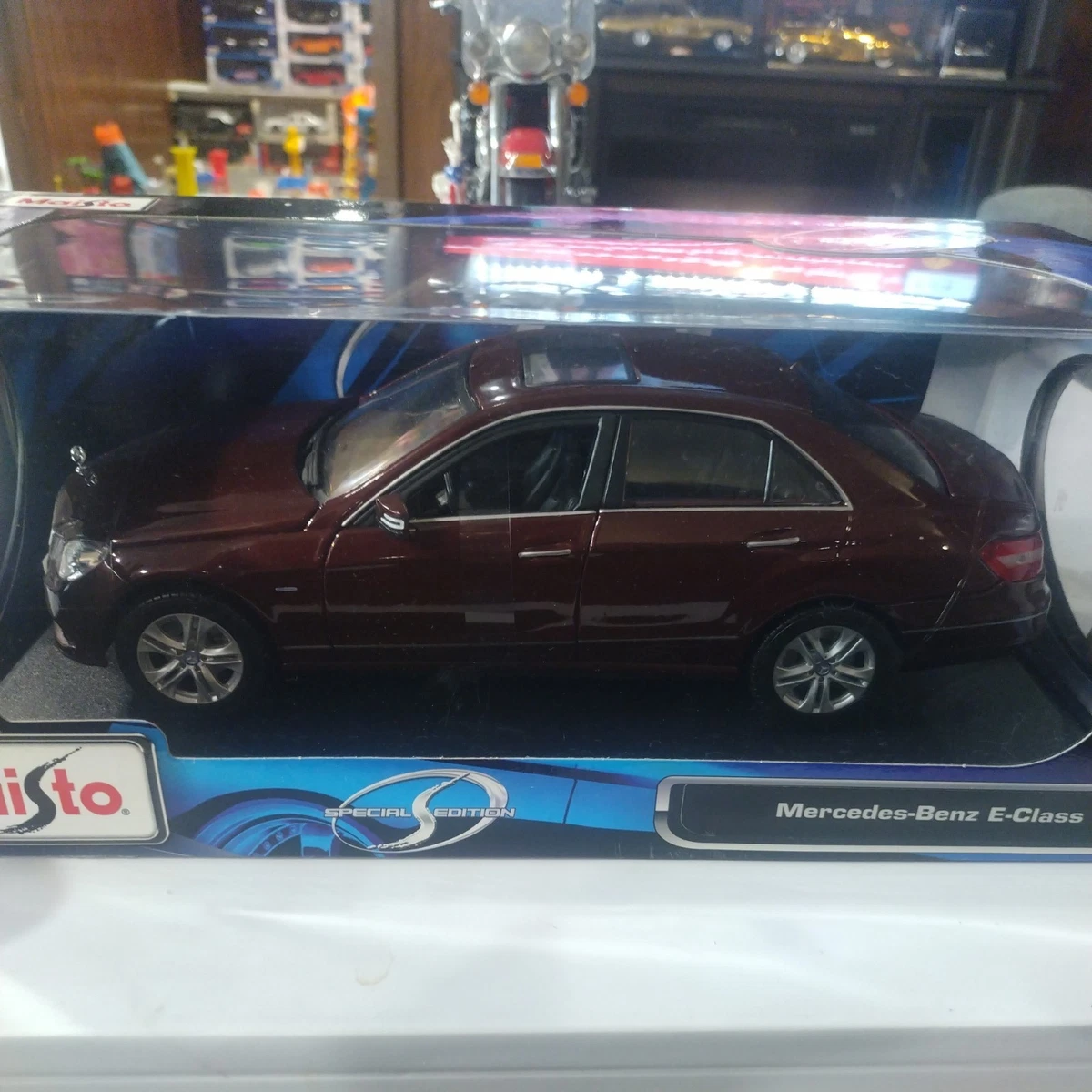Mercedes Benz E Class 1 18 | eBay