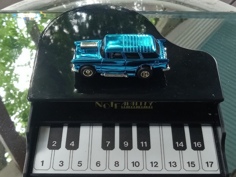 VINTAGE RARE 1955 Chevy Nomad Blue Chrome  HO⚡Slot Car  440-X2  CHASSIS...Wowsa!