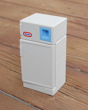 Vintage Little Tikes Dollhouse Kitchen Refrigerator Fridge w/ Shelves 5"