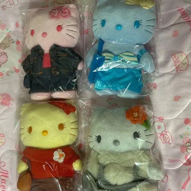 Unopened Chunha Chudong Kitty McDonald's Collection