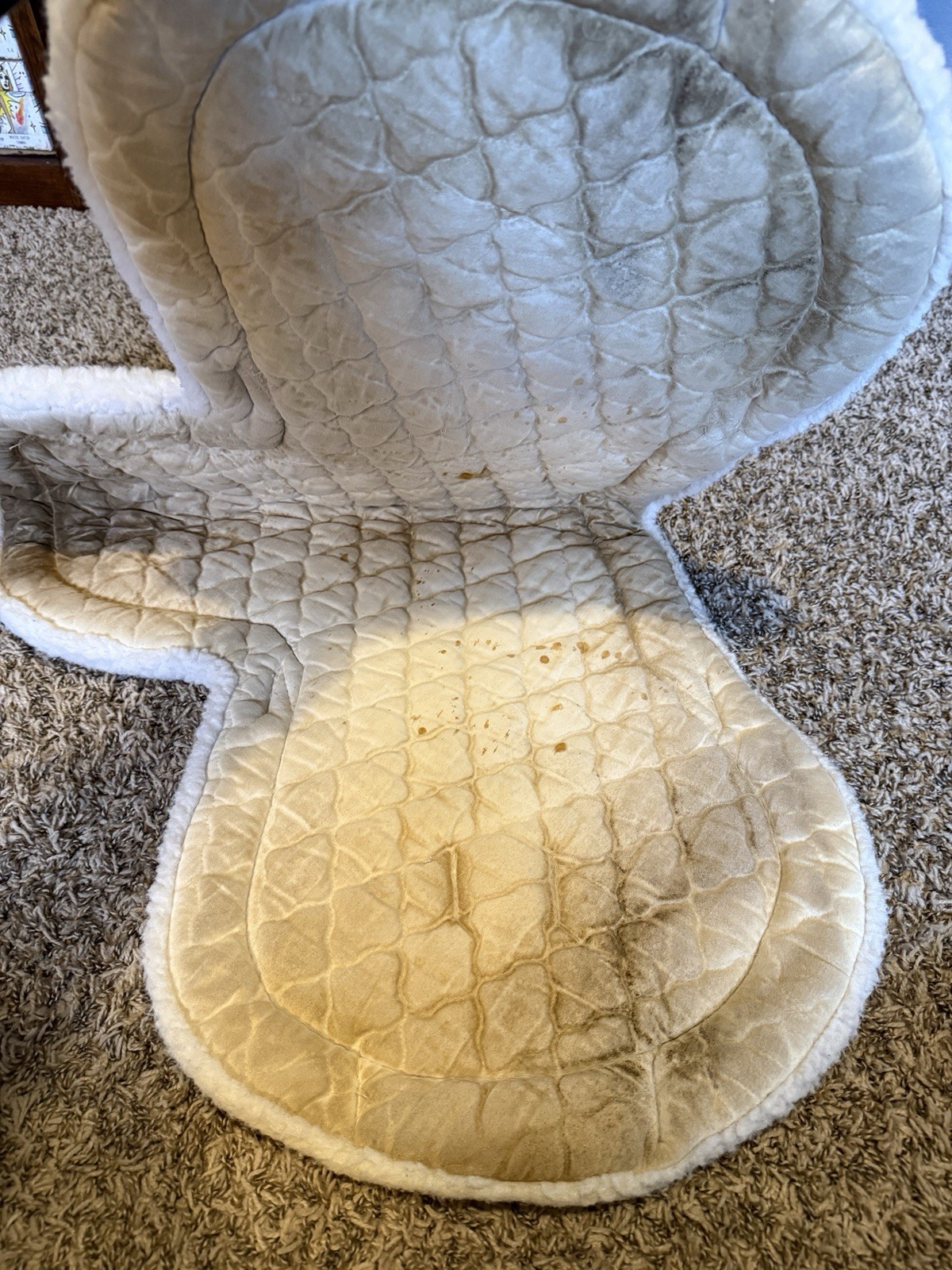 Toklat SuperQuilt White Fleece Shaped English Hunter Jumper Saddle Pad