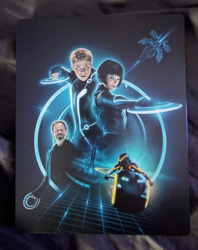 TRON: LEGACY - LIMITED EDITION 4K ULTRA HD BLU-RAY STEELBOOK & BLU-RAY SET - Image 3 of 4