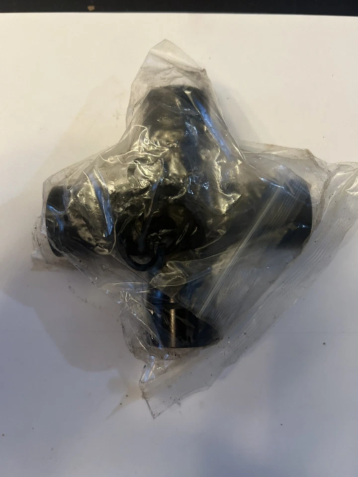 (2) MasterPro Universal U-Joint для 1994-1999 DODGE RAM 3500 - Изображение 3 из 4