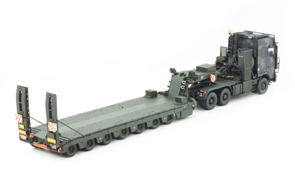 Tekno 84976 - DAF Military Tropco Pantser 6x4 Truck with 7 axle Low Loader 1:50 - Image 3 of 4