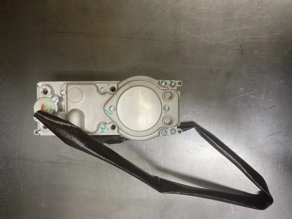 VGT Electronic Actuator Part 4034289 RX or 6378270 RX Fit For Cummins ISX Turbo - Image 3 of 4