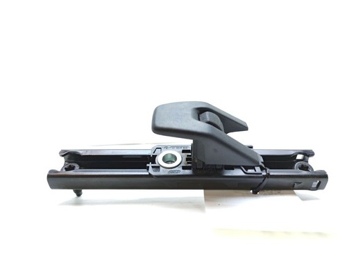 Seatbelt height adjuster