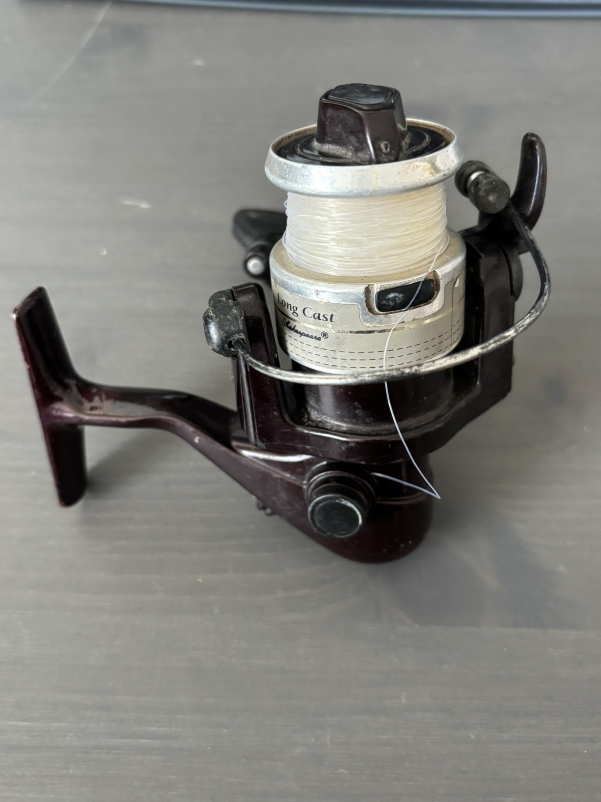 Shakespeare Criterion Long Cast TG 030 Spinning Reel