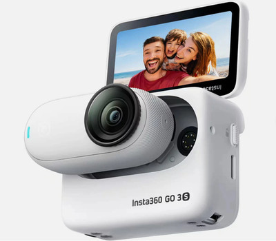 Insta360 GO 3S - 64GB 4K Tiny Portable Vlogging Camera 140 Min Battery Life