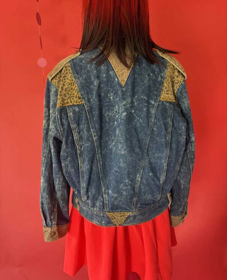 Vintage 80s NYG Acid Wash Denim Jacket | Leopard Print Western Yoke | Brass Snap - Image 4 of 4