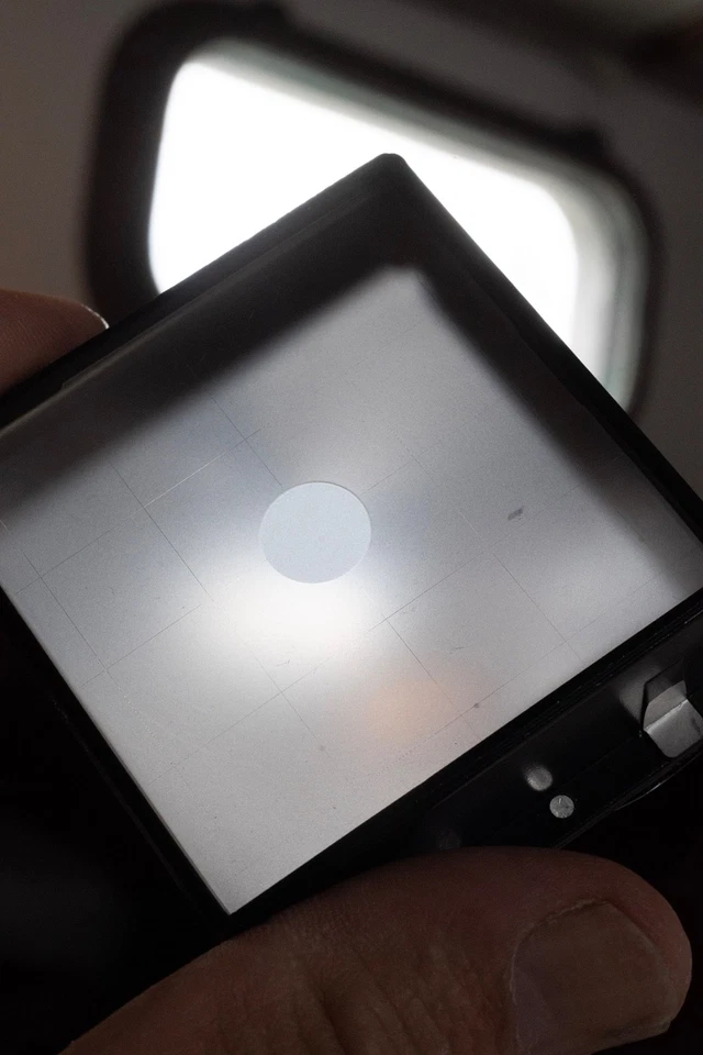 Pantalla de enfoque de vidrio esmerilado Kowa Six / Super 66 rara - REJILLA Foto 3 de 3