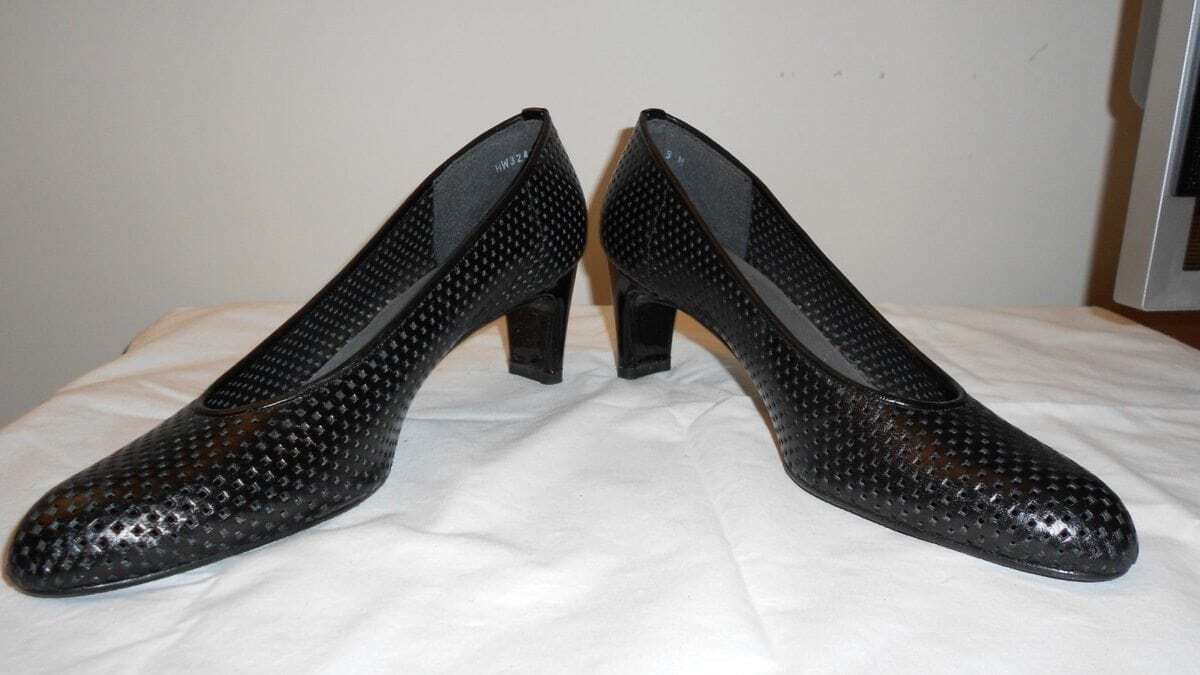 Picture 9 of 10