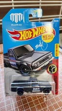 2015 Hot Wheels HW Daredevils 1/10 Mazda Repu Truck in Navy Blue