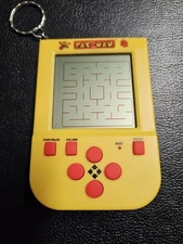 PAC-MAN GAME KEYRING Electronic Handheld Game Bandai Namco 2018 Fizz Creations