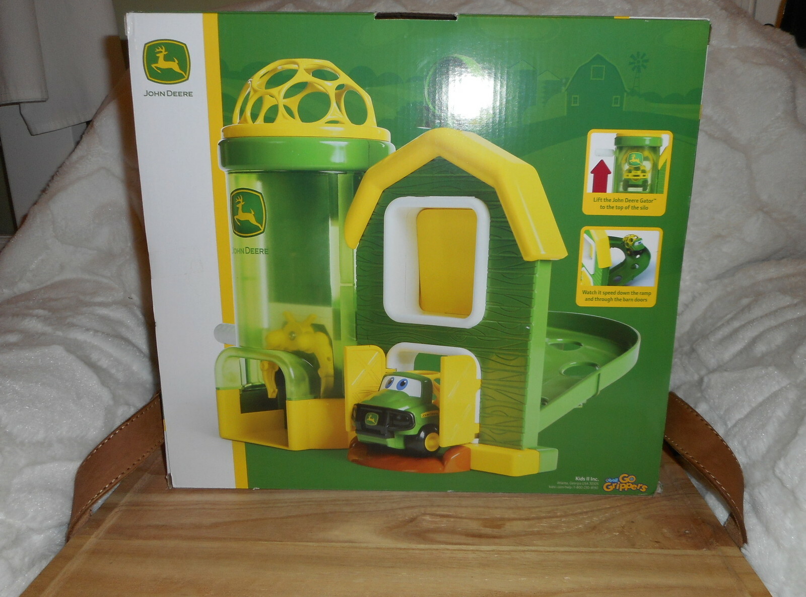 go grippers john deere barn playset