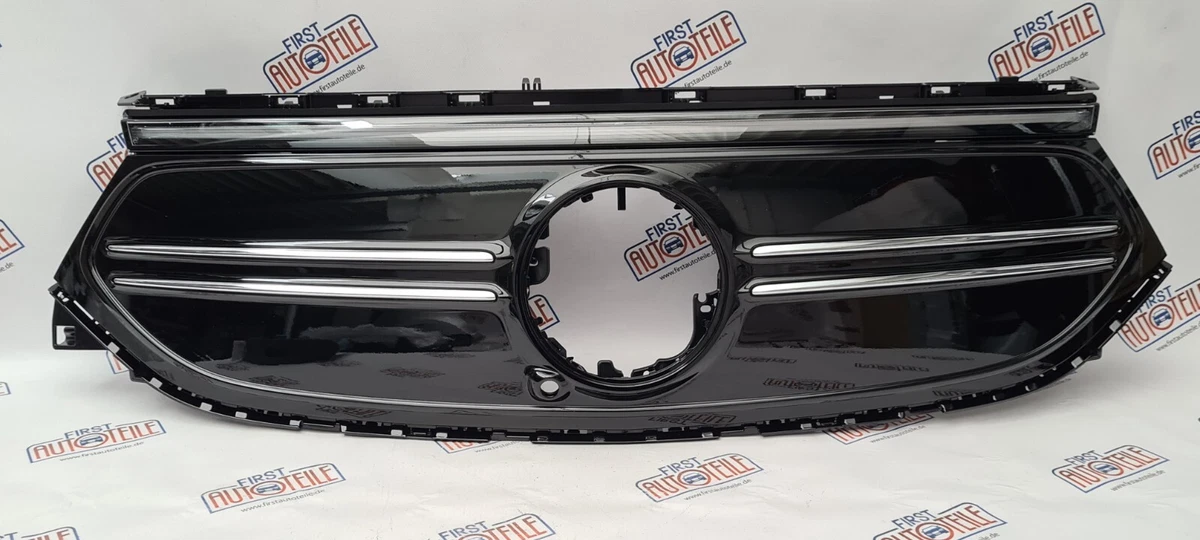 Original Mercedes H243 EQA Kühlergrill mit LED Front Grill with 