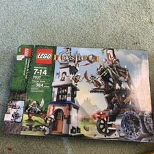 LEGO retired sets: Castle 7037 Tower Raid 