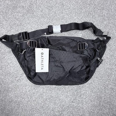 NWT ATHLETA Excursion Waistbag /Fanny Pack Ripstop Bag Large Black  One Size $88