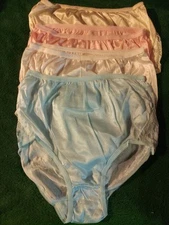 Lot Of 4 - 100% Nylon Brief Panties With Lace  Silky Soft Size 7