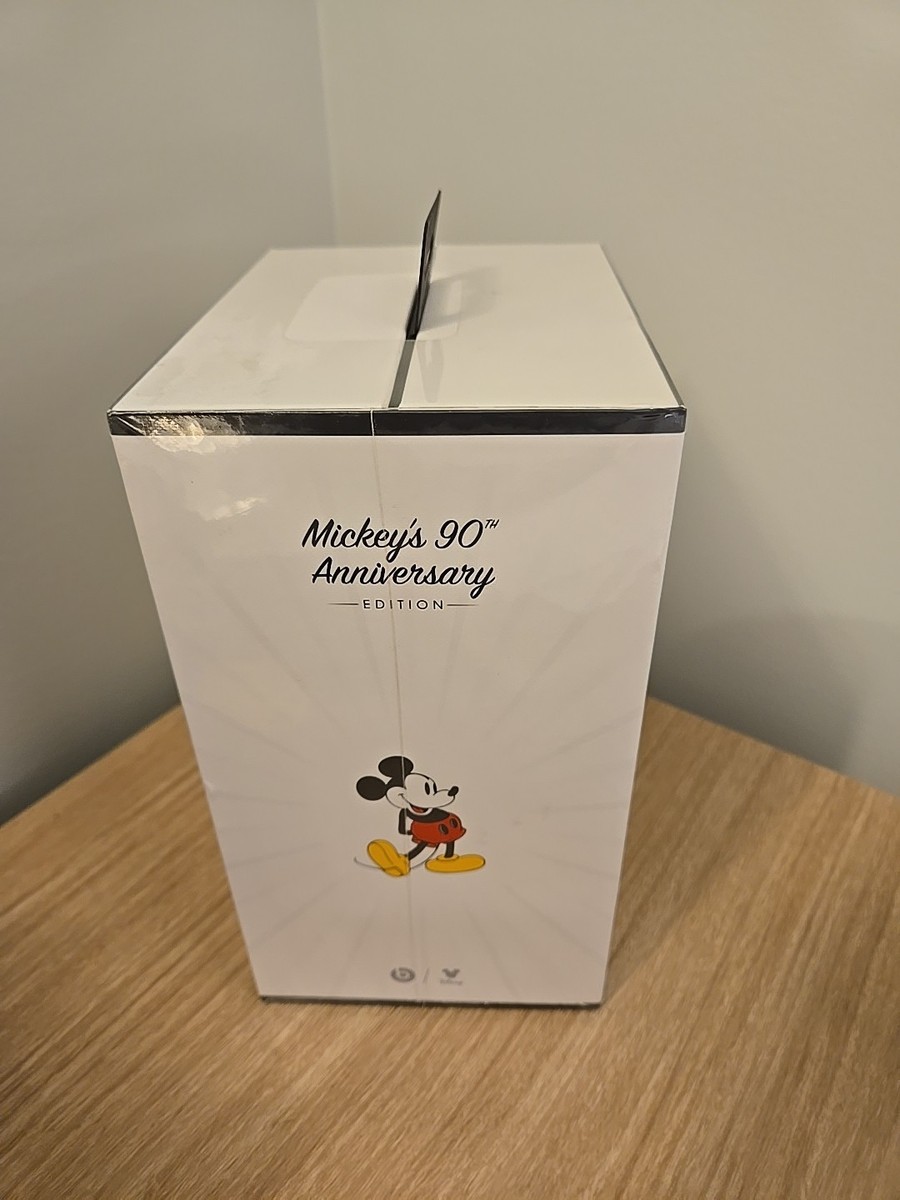 Beats by Dr. Dre Solo3 Wireless Headphones - Mickey's 90th