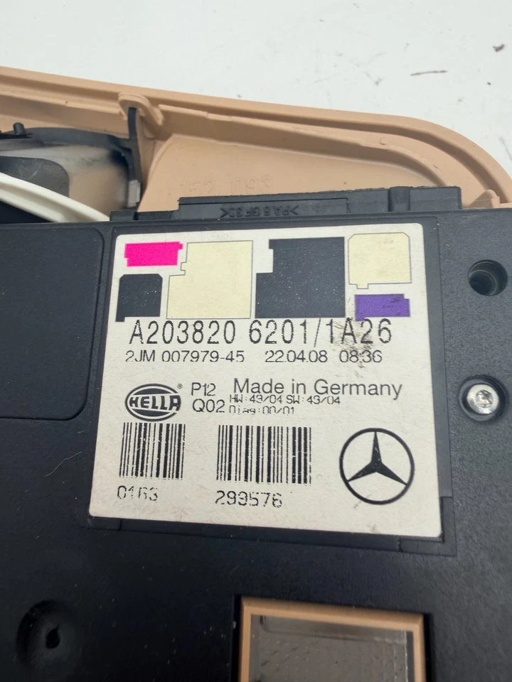 Mercedes Clase C 2001-2009 mapa superior luz domo techo corredizo interruptor bronceado OEM usado Foto 4 de 4