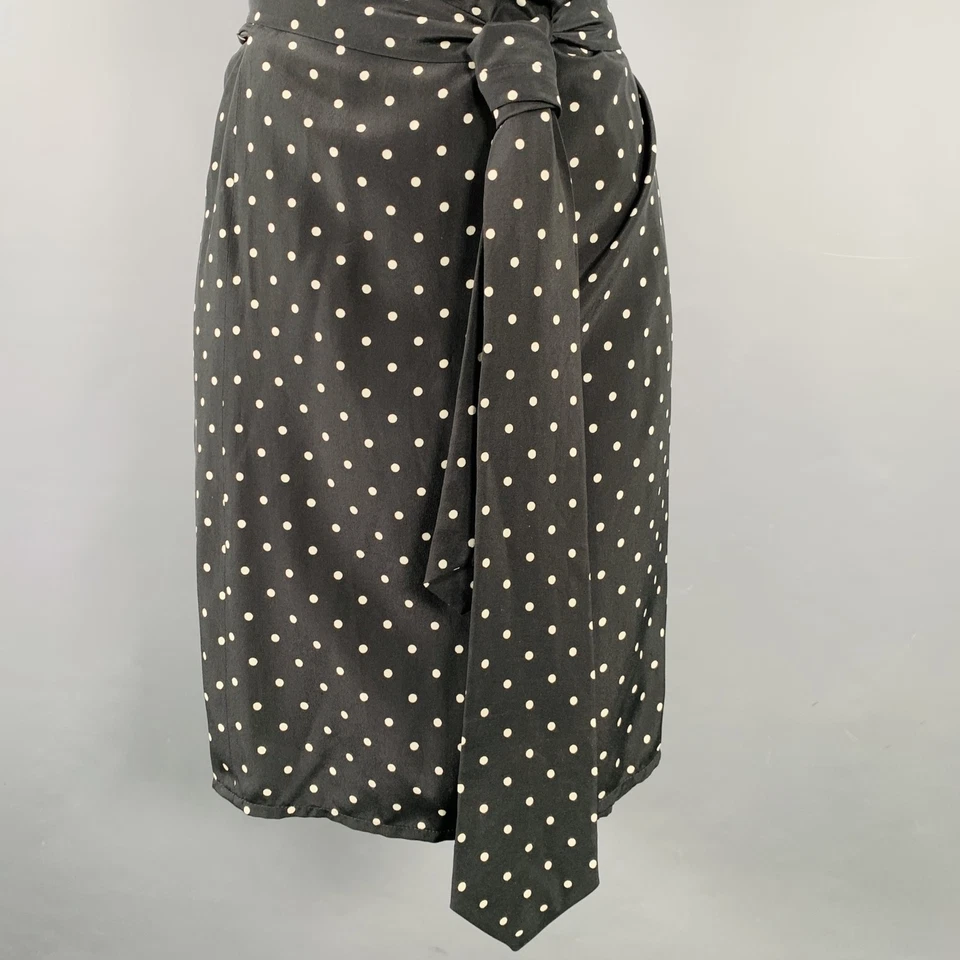 Vestido envolvente MAX MARA talla M blanco negro seda lunares Foto 2 de 4