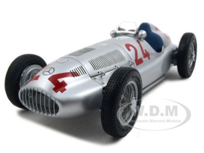 1939 MERCEDES W 165 #24 LIMITED TO 5000PC 1/18 DIECAST MODEL CAR