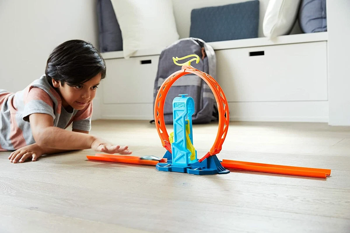 Hot Wheels Track Builder Unlimited Loop Kicker Pack