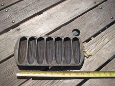 Vintage 7-Corn Cob *** LODGE -  27C2 *** Cast Iron Baking Mold Pan Tray USA 