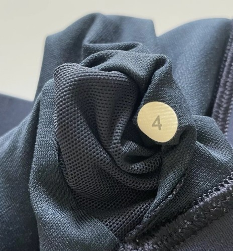 Lululemon Soulcyle Energy Sports Bra with Skull Blue Athletic Women's Size 4 - Picture 6 of 8