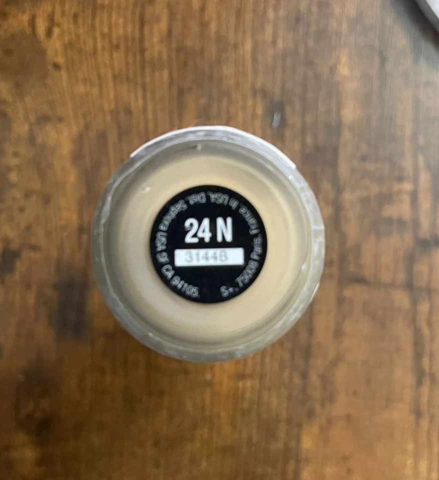 Base líquida SEPHORA COLLECTION Best Skin Ever 0,84 oz-24N Foto 3 de 3