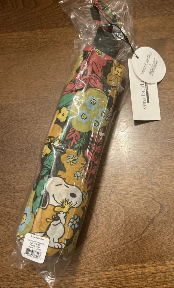 NEW VERA BRADLEY PEANUTS SNOOPY UMBRELLA NWT PEANUTS GARDEN - Image 2 of 4