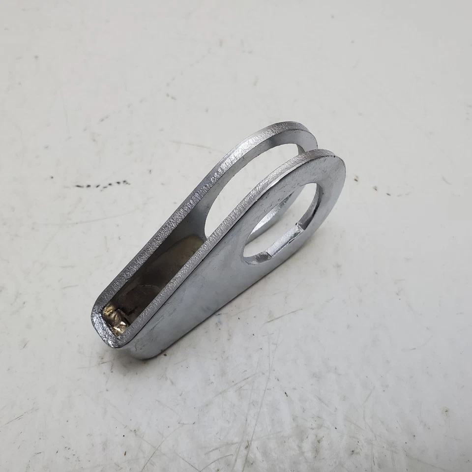 Suzuki TC250 T20 1969 eje de cadena lateral izquierdo ajuste tensor 61420-11600 Foto 4 de 4