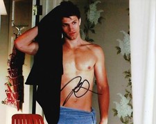 Actor Keegan Allen Signed Photo 8x10 COA