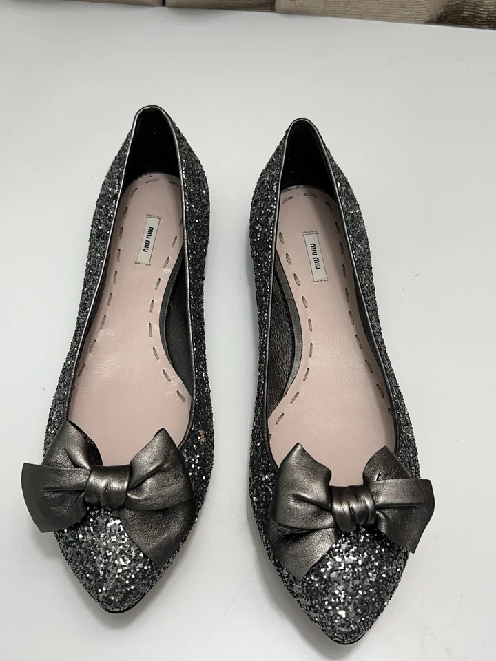 MIU MIU AMAZING SILVER GLITTER PEWTER BOW POINTY TOE FLATS Sz 39.5 I LOVE SHOES - Image 2 of 4
