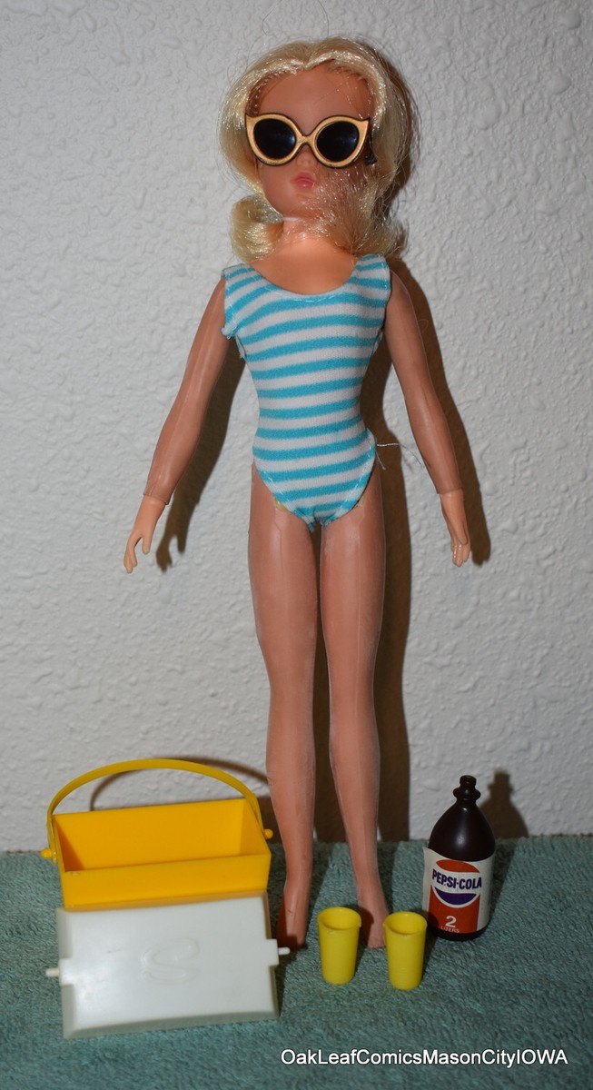 Vintage Sindy Barbie Tressy Clone Doll Shoes Boots & Hat. Incls Pilgrim