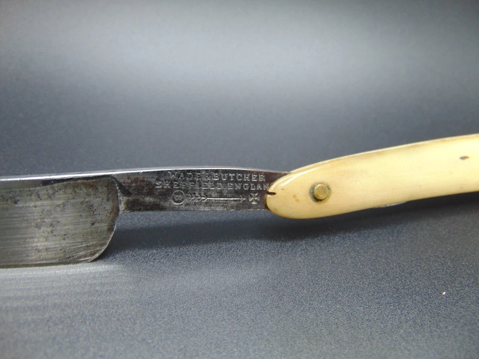 vintage Wade & Barber Sheffield folding Hollow Ground Razor knife 9 1/2" long - Image 3 of 4