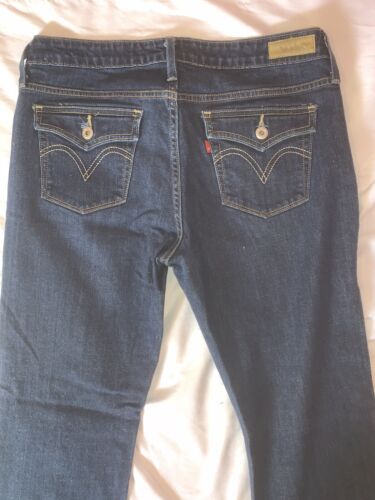 Levi’s 545 Low Bootcut Dark Women’s Jeans Flap Pockets Size 10 M W-32 L-32 - Picture 1 of 7