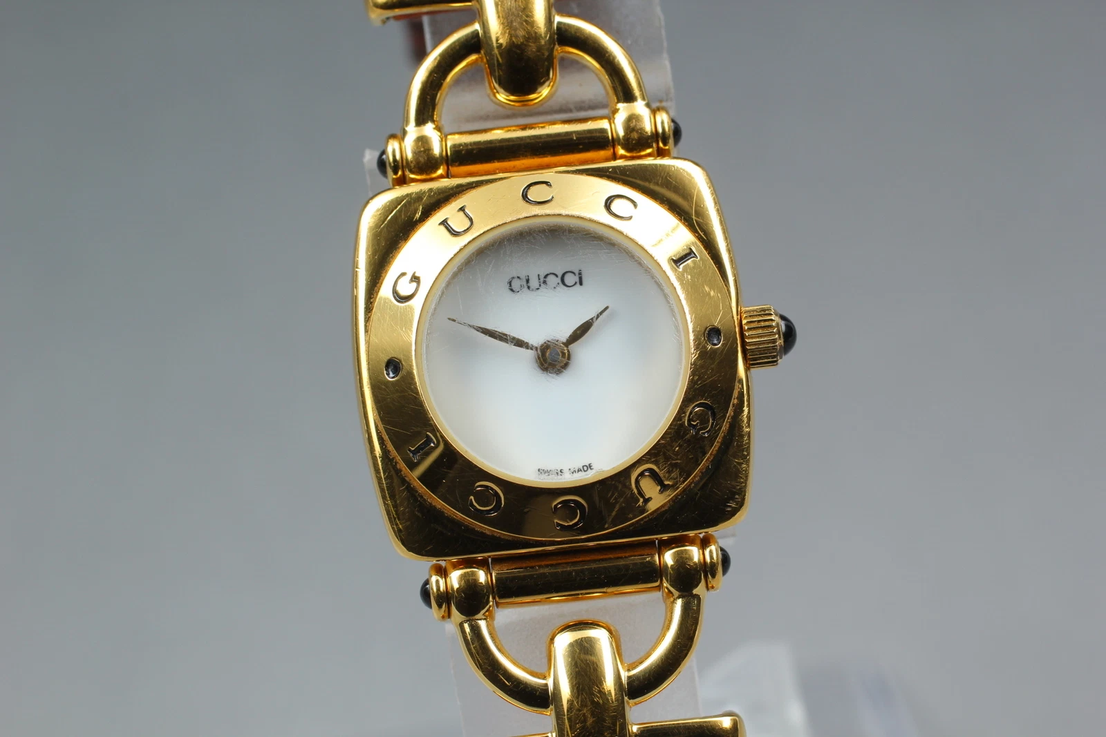 [Exc+4] Montre femme GUCCI Hosebit 6300L cadran doré blanc quartz du JAPON