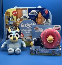 Bluey Imagination Case - 15 Games & Activity, Splash & Float + Bluey Beanie Baby
