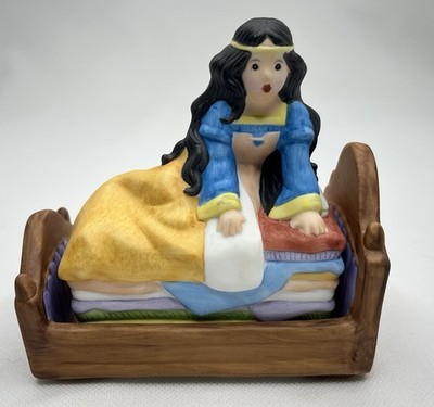 Princess And The Pea 1986 Franklin Mint Fairy Tale Surprises Maggie Murphy