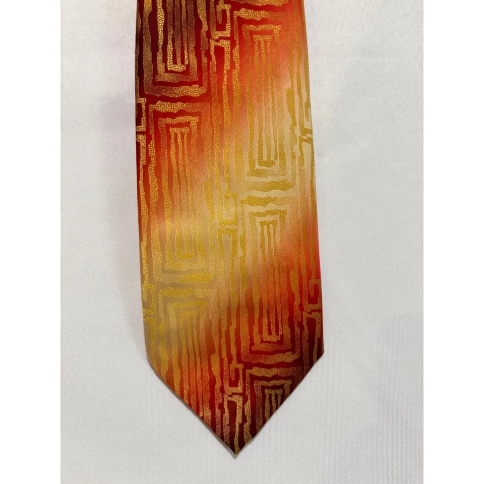 Gravata WEMBLEY Vintage Anos 60 Poliéster Larga Marrom Laranja Amarelo Retrô MCM Arte de Carreira - Imagem 3 de 4